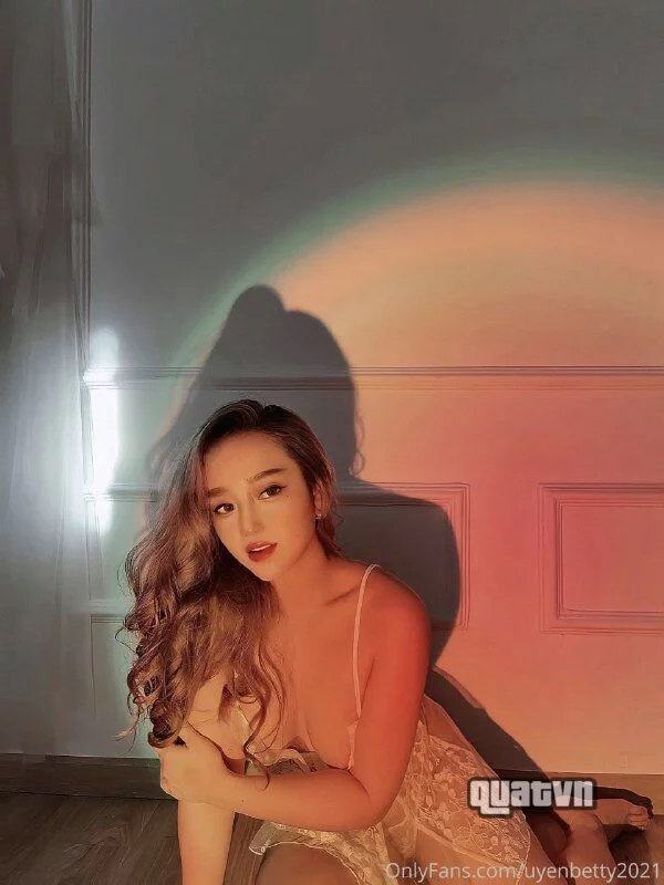 Uyen-Betty-Onlyfans-Leak-112.jpg